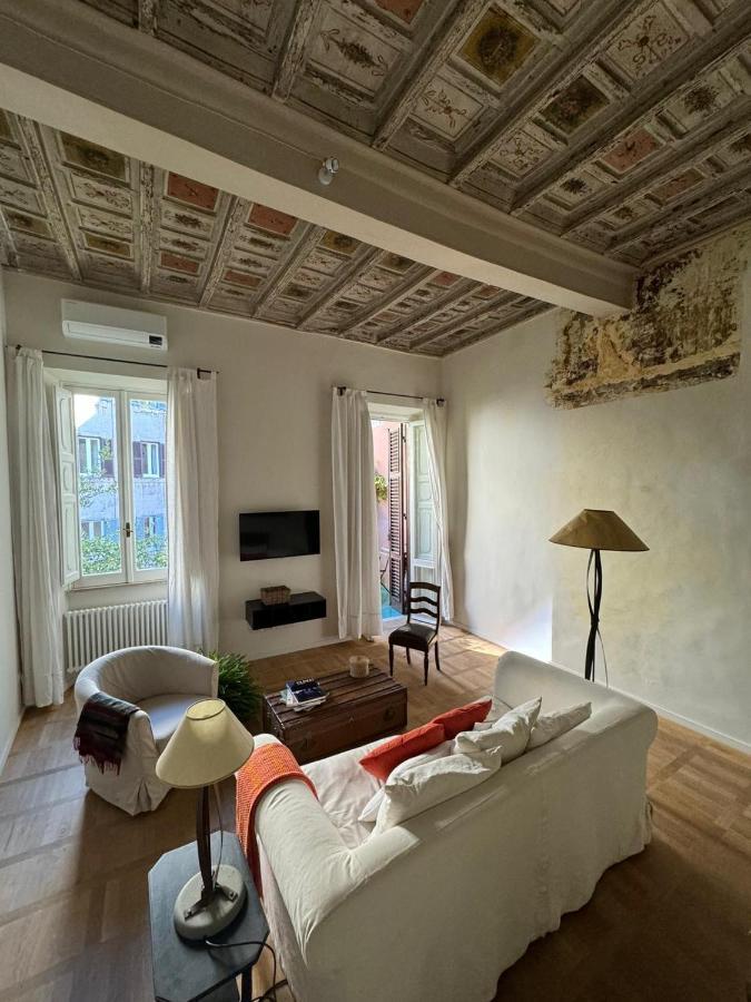 Rome Center, Luxury & History In Via Monserrato エクステリア 写真
