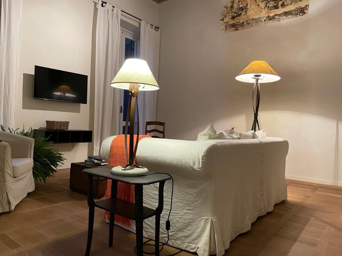 Rome Center, Luxury & History In Via Monserrato エクステリア 写真
